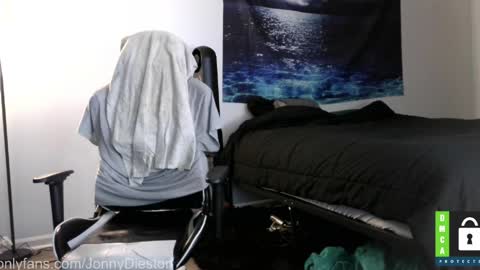 JonnyDieston online show from May 2, 3:28 pm