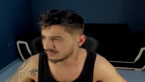 jonnyporn1 online show from March 17, 7:06 pm