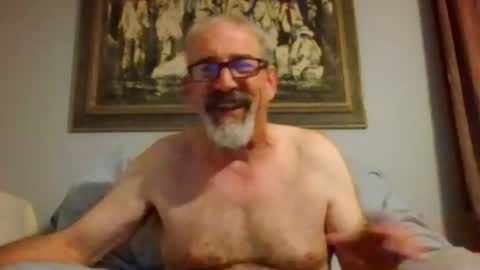 Snapshot of jony_five chatting on June 10, 12:44 am Jon online show from June 10, 12:44 am
