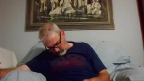 Snapshot of jony_five chatting on June 18, 2:34 am Jon online show from June 18, 2:34 am