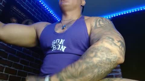 Snapshot of jordan_bigcock24 chatting on November 13, 12:48 pm Jordan online show from November 13, 12:48 pm