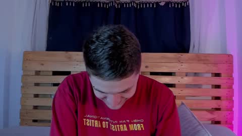 Snapshot of jordan_di31 chatting on March 4, 2:06 am Jordn follow me on my soyjordanditri model account online show from March 4, 2:06 am