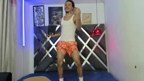 Snapshot of jordan_love7 chatting on February 7, 6:02 pm jordan online show from February 7, 6:02 pm
