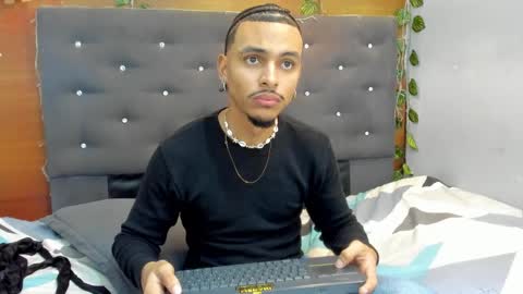 Snapshot of jordan_love7 chatting on February 9, 6:33 am jordan online show from February 9, 6:33 am