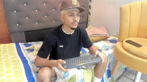Snapshot of jordan_love7 chatting on February 17, 3:36 am jordan online show from February 17, 3:36 am