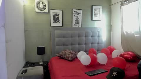 Snapshot of jordan_love7 chatting on February 18, 12:49 pm jordan online show from February 18, 12:49 pm