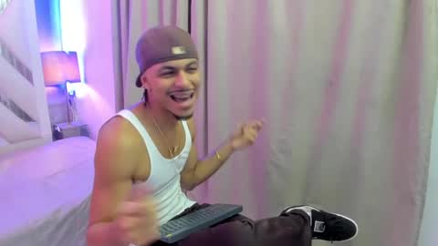 Snapshot of jordan_love7 chatting on September 14, 12:48 pm jordan online show from September 14, 12:48 pm