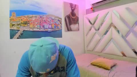 Snapshot of jordan_love7 chatting on September 17, 12:29 pm jordan online show from September 17, 12:29 pm