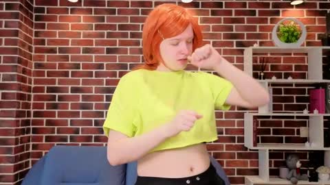 Ellie online show from May 15, 8:32 am