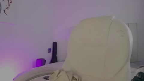 Snapshot of jordaniaa_ chatting on July 8, 10:14 pm Megan OF Jordaniaas online show from July 8, 10:14 pm