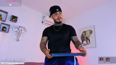 Jordan Smith online show from January 10, 4:31 pm