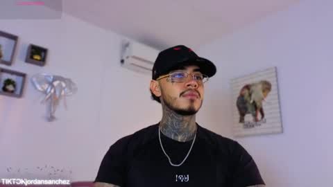 Jordan Smith online show from January 13, 8:58 pm