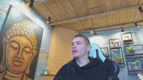 Snapshot of jordanthompson_ chatting on October 22, 11:10 am JordanThompson online show from October 22, 11:10 am