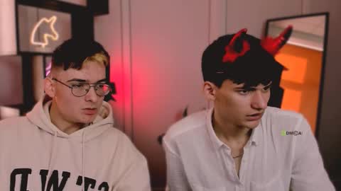 Snapshot of jordi_ser chatting on October 21, 8:26 am jordi_ser online show from October 21, 8:26 am