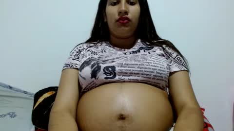 Snapshot of jose_ruiz1 chatting on January 30, 2:49 am jose y carolina online show from January 30, 2:49 am