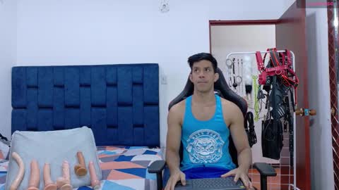 jose_rumbero91 online show from January 11, 12:32 pm