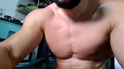 Snapshot of josefit06 chatting on September 16, 4:08 pm josefit06 online show from September 16, 4:08 pm
