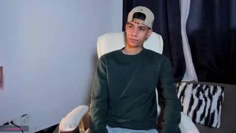 Josep online show from December 16, 11:39 pm