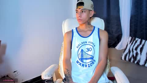 Josep online show from December 18, 11:19 pm