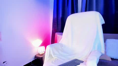 Josep online show from February 8, 1:32 am