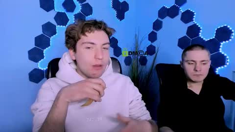 joseph_bear_ online show from February 16, 7:43 pm