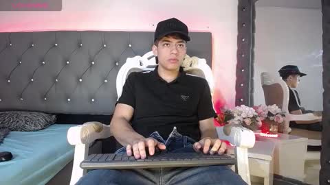 Snapshot of joseph_clark_ chatting on September 19, 7:14 pm Joseph Clark online show from September 19, 7:14 pm