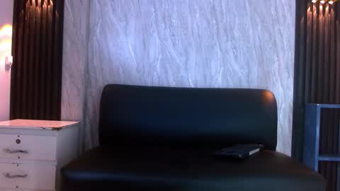 Joseph Gonzalez online show from January 5, 7:39 pm