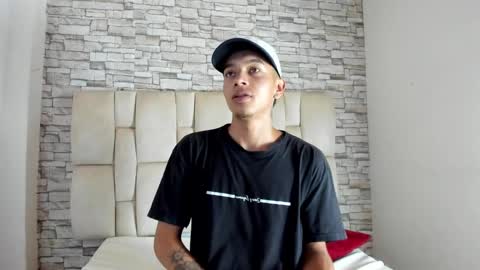 Snapshot of joseph_vans chatting on March 11, 4:43 am joseph_vans online show from March 11, 4:43 am