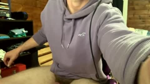 Snapshot of josephc1125 chatting on November 28, 5:21 am josephc1125 online show from November 28, 5:21 am