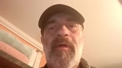 Snapshot of josephdidonna5 chatting on February 26, 4:44 am Smokeyjoe1971 online show from February 26, 4:44 am