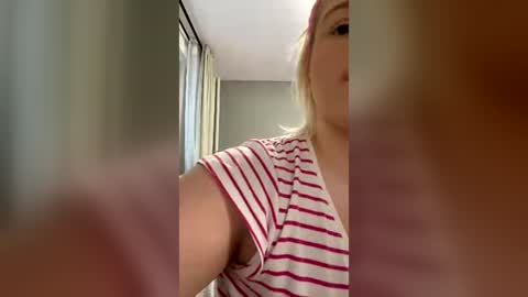 Josephine online show from July 14, 3:07 pm
