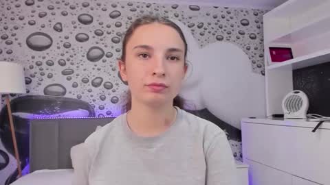 Josephine online show from May 8, 12:10 pm