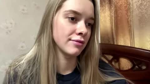 Snapshot of josephstahnke chatting on December 1, 2:11 pm Anessa online show from December 1, 2:11 pm