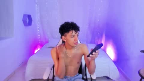 Jose online show from December 4, 11:19 am