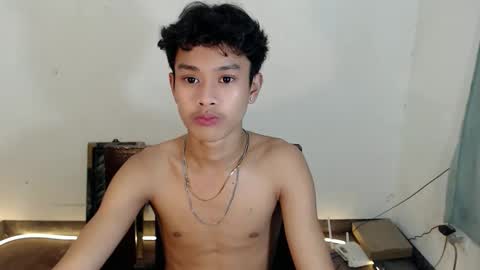 Snapshot of josh_bigcockxxx chatting on March 1, 5:04 pm JOSH online show from March 1, 5:04 pm