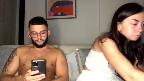 josh_xo online show from November 6, 4:08 pm