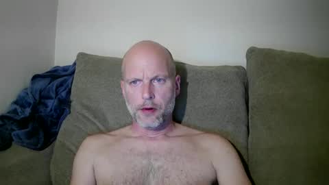 Snapshot of joshking2017 chatting on December 3, 11:24 pm joshking2017 online show from December 3, 11:24 pm