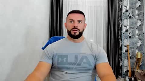 joshuamuscle69 online show from November 29, 11:13 am