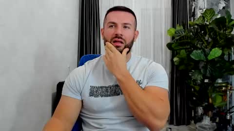 joshuamuscle69 online show from December 14, 7:58 am