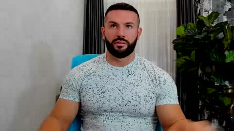 joshuamuscle69 online show from December 19, 8:32 am