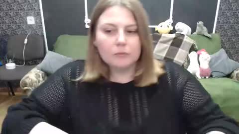 josiesun771 online show from October 12, 12:15 pm