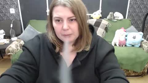 josiesun771 online show from November 14, 7:29 am