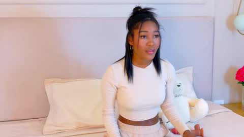 Snapshot of josselynbrown chatting on January 10, 11:23 am Joss online show from January 10, 11:23 am