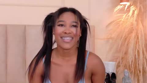 Snapshot of josselynbrown chatting on July 2, 11:38 am Joss online show from July 2, 11:38 am