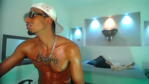 Snapshot of jostin_jackson chatting on May 30, 8:39 pm Jackson online show from May 30, 8:39 pm