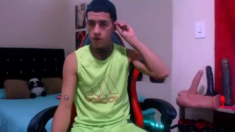 josue_linares online show from March 25, 2:50 am