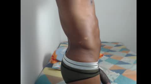 jotablackxl online show from January 14, 4:07 am