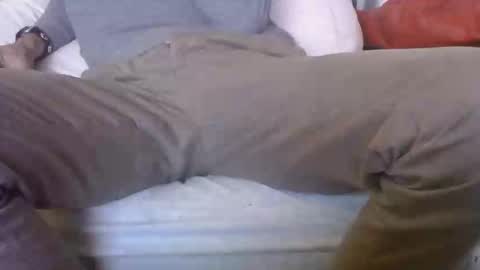 jovenduro84 online show from March 2, 2:58 am