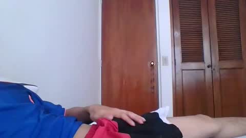 Snapshot of jovenvergonguapo09 chatting on December 28, 7:01 pm Van Helsing online show from December 28, 7:01 pm