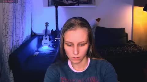 joy_keys online show from December 3, 5:01 pm